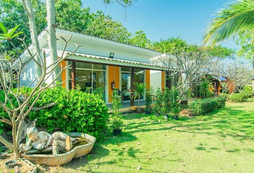 Hotel Garfield Resort Pranburi By Oyo Rooms