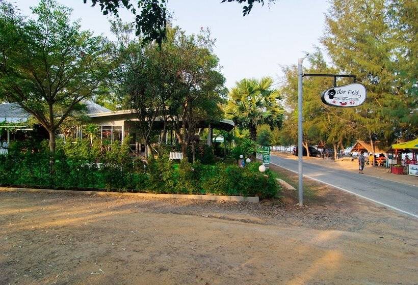 Hotel Garfield Resort Pranburi By Oyo Rooms