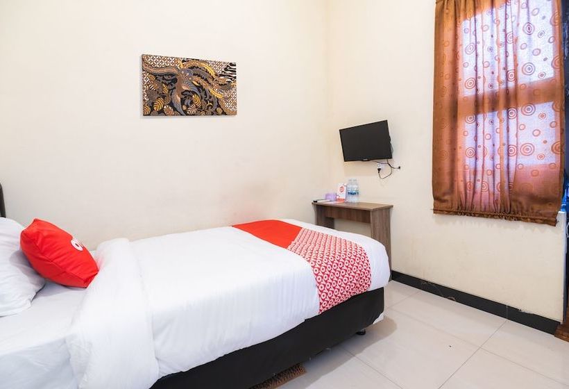 בית מלון כפרי Griya Nala By Oyo Rooms