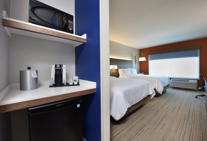 Отель Holiday Inn Express & Suites Spring   Woodlands Area, An Ihg