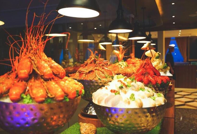 هتل La Vela Saigon