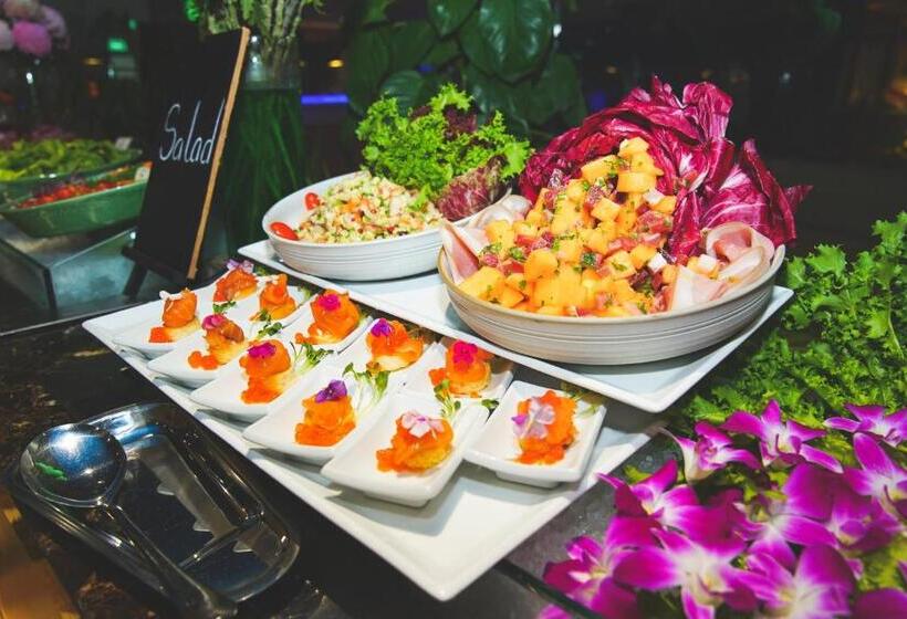 هتل La Vela Saigon