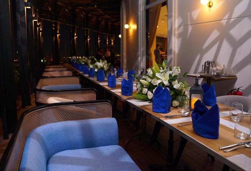 هتل La Vela Saigon