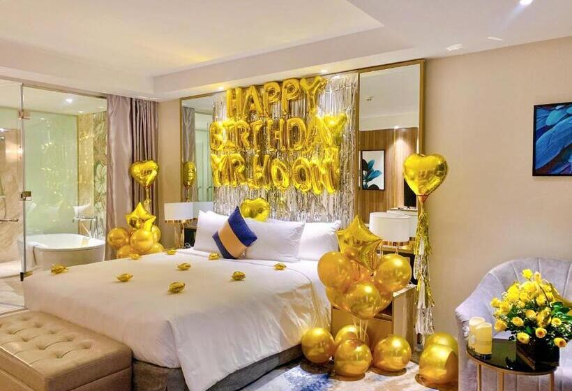 هتل La Vela Saigon