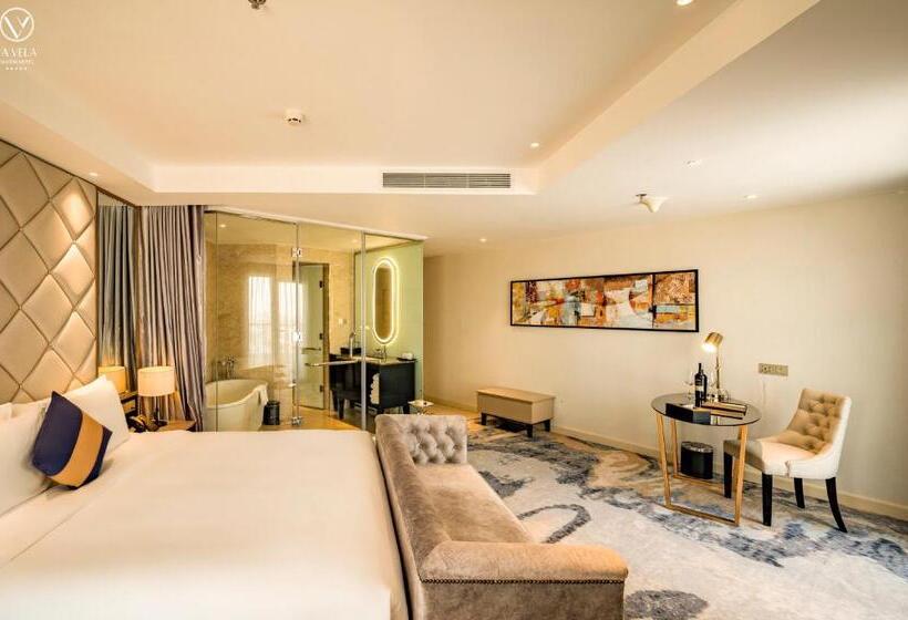 هتل La Vela Saigon