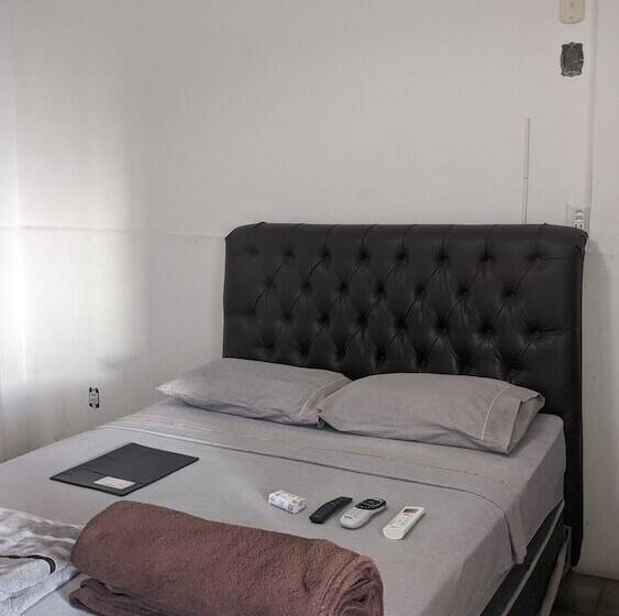 בית מלון כפרי Pousada Corumba Center