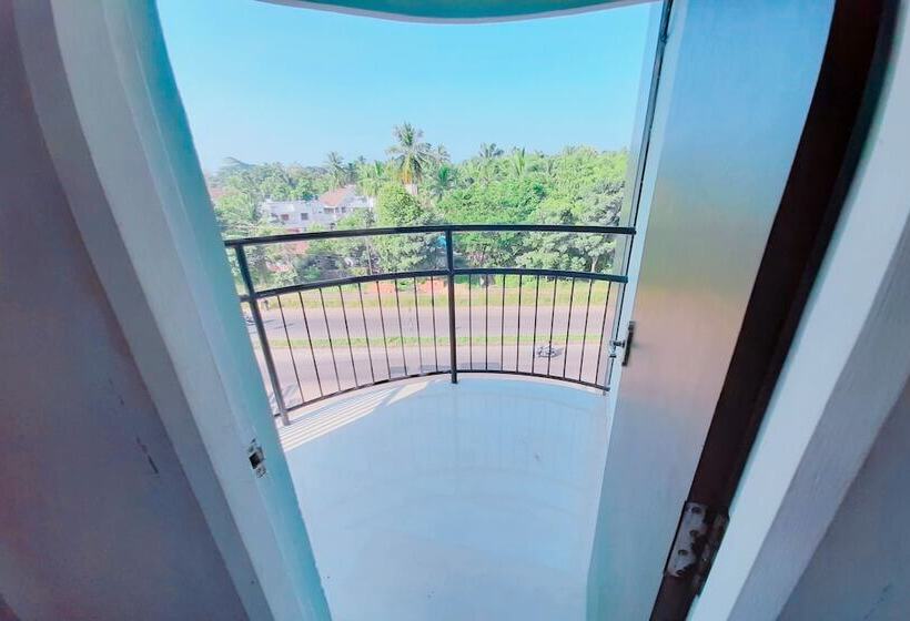 Отель Rachana Palace