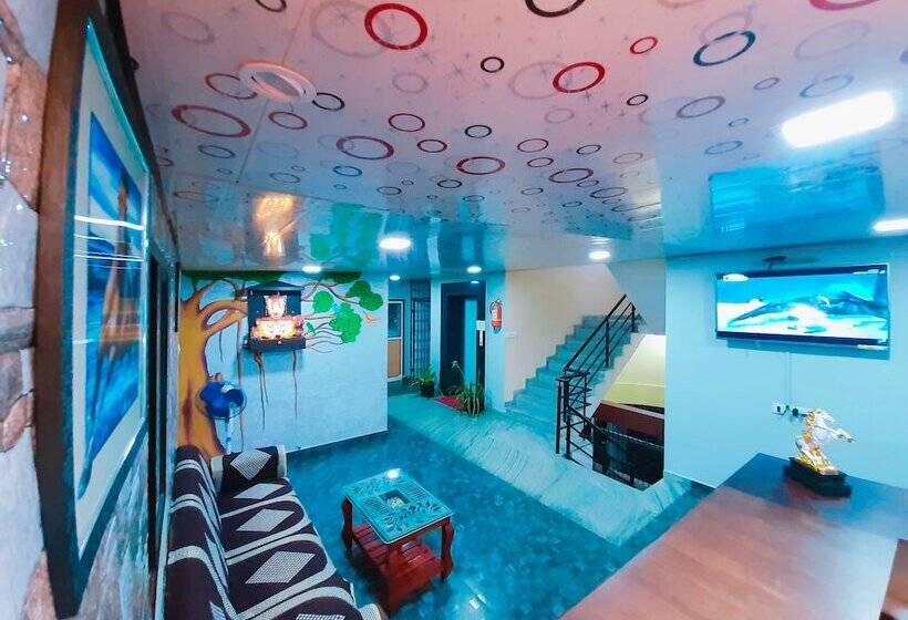 Отель Rachana Palace