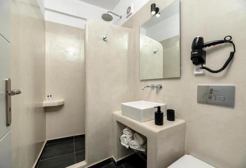 هتل Pancratium Villas & Suites