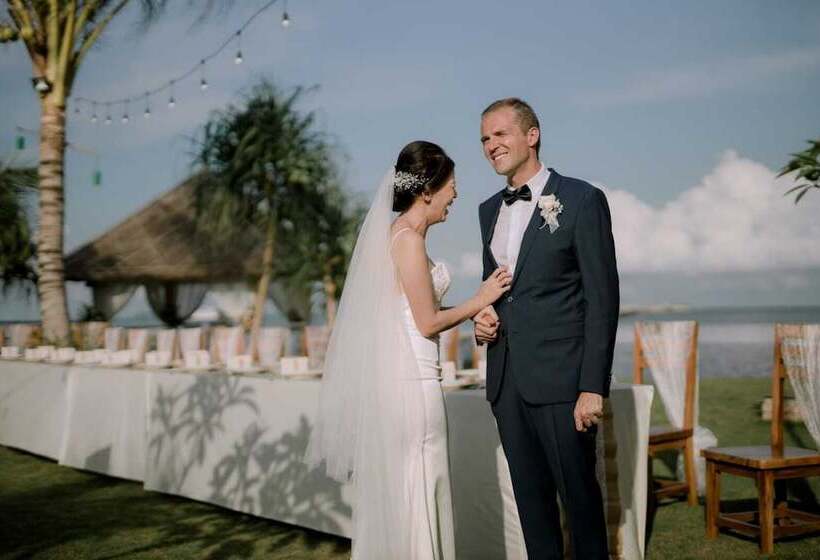 فندق The Kelong Trikora Resort