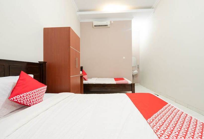 בית מלון כפרי Wisma Wongso Syariah By Oyo Rooms