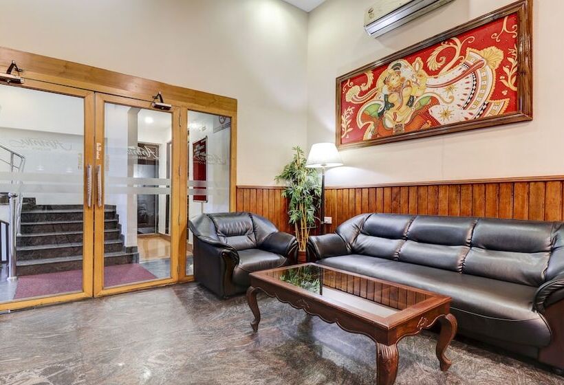 Itsy Hotels Ammu Regency