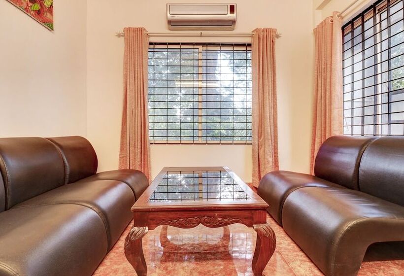 Itsy Hotels Ammu Regency