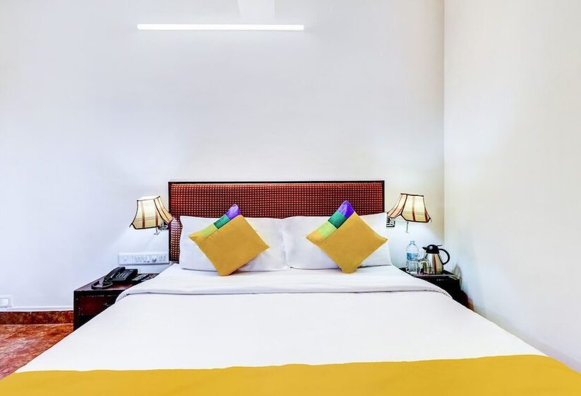 Itsy Hotels Ammu Regency