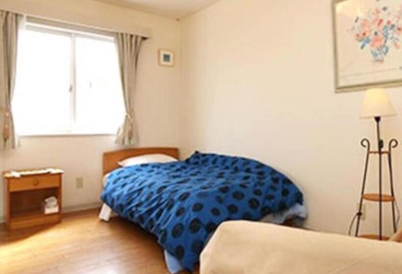 پانسیون Blanche Mori