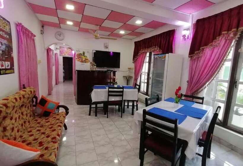 펜션 Dilshan Guest