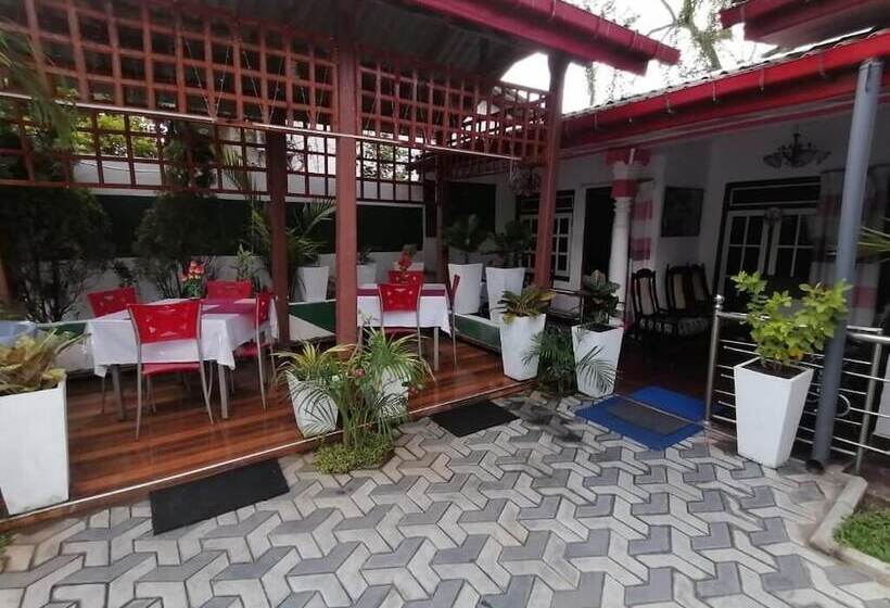 펜션 Dilshan Guest