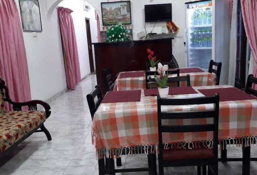 펜션 Dilshan Guest