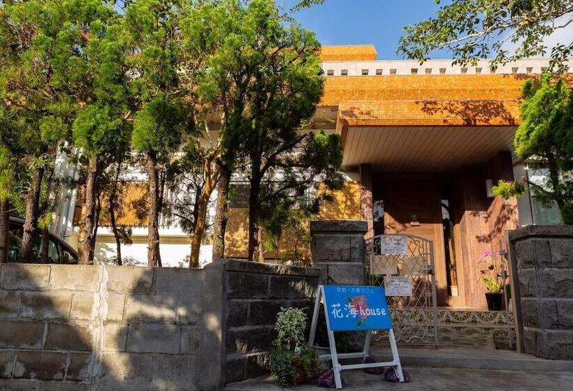 פנסיון Kami House