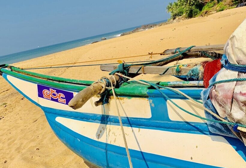 ペンション Michs Beach Villa   Maggona