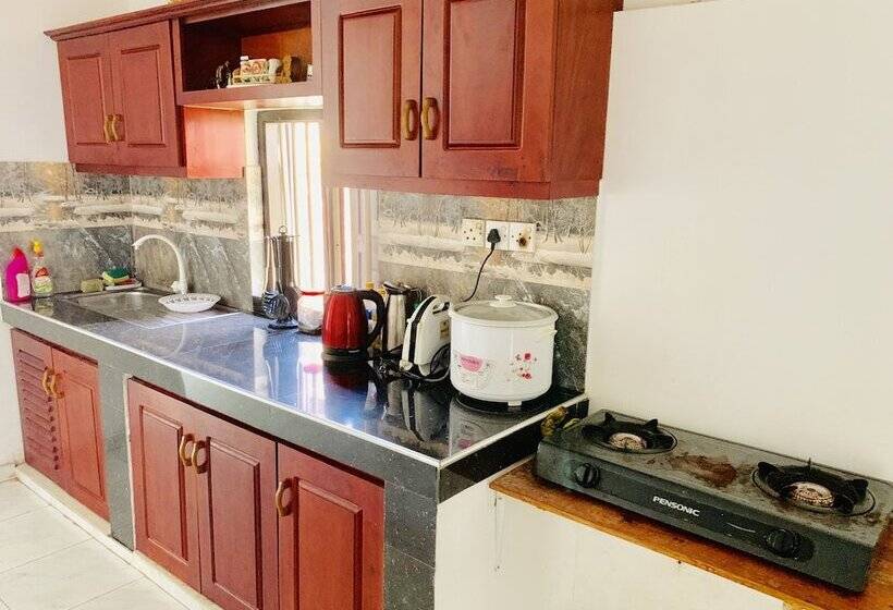 ペンション Michs Beach Villa   Maggona