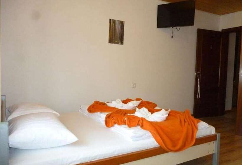 ペンション Willa Jacuu