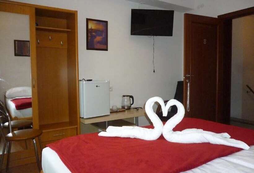 ペンション Willa Jacuu