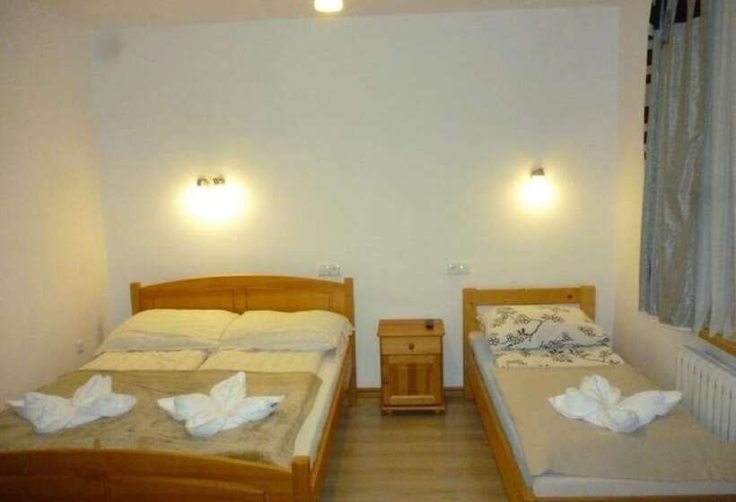 ペンション Willa Jacuu