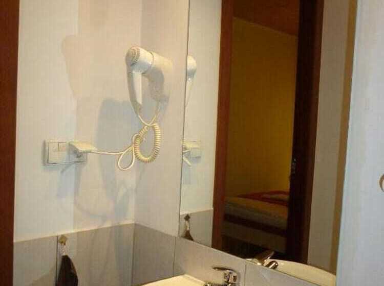 ペンション Willa Jacuu