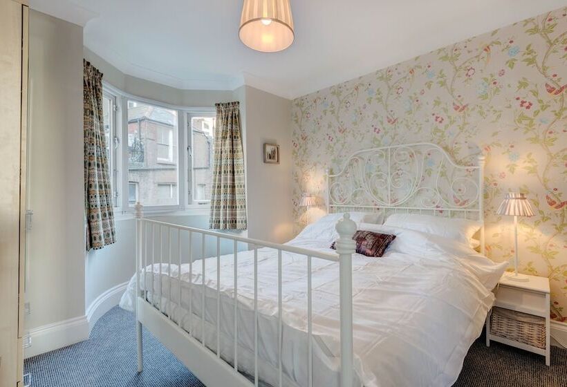 Beach Comber Hastings