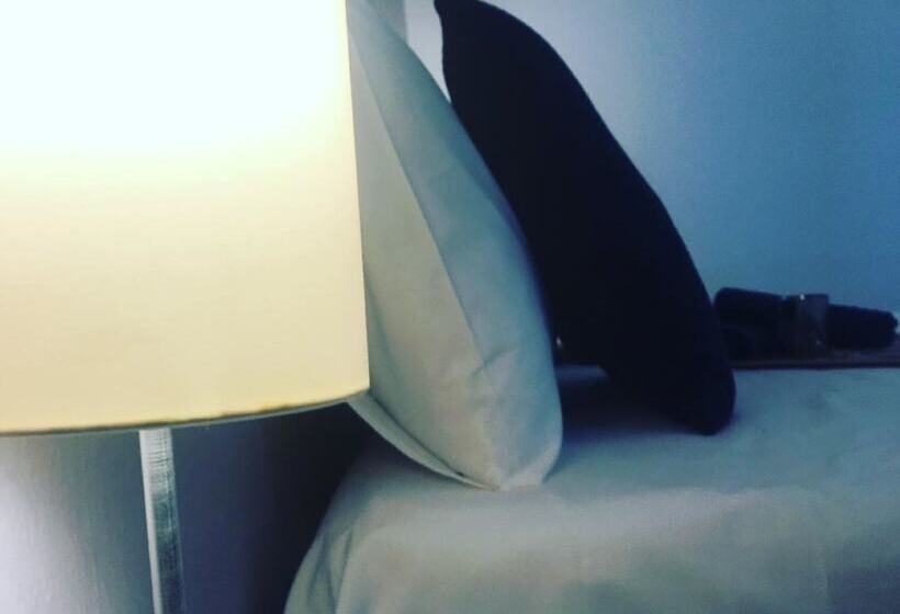 مبيت وإفطار La Villa M