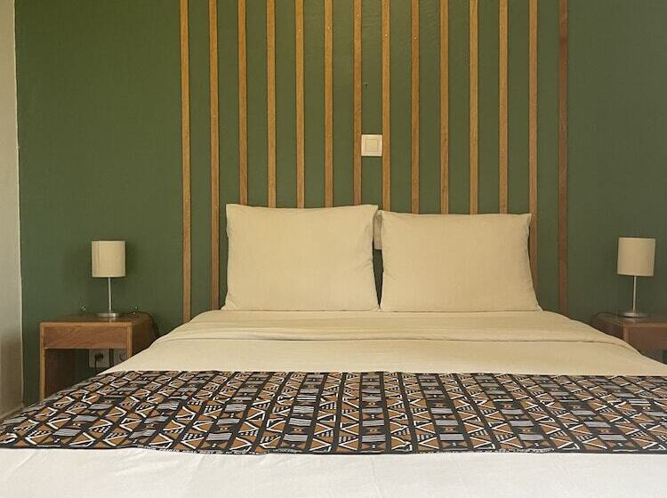 مبيت وإفطار La Villa M