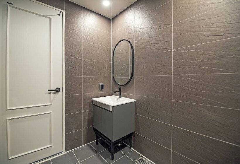 Doo Hotel & Guesthouse   Hostel