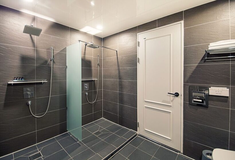 Doo Hotel & Guesthouse   Hostel