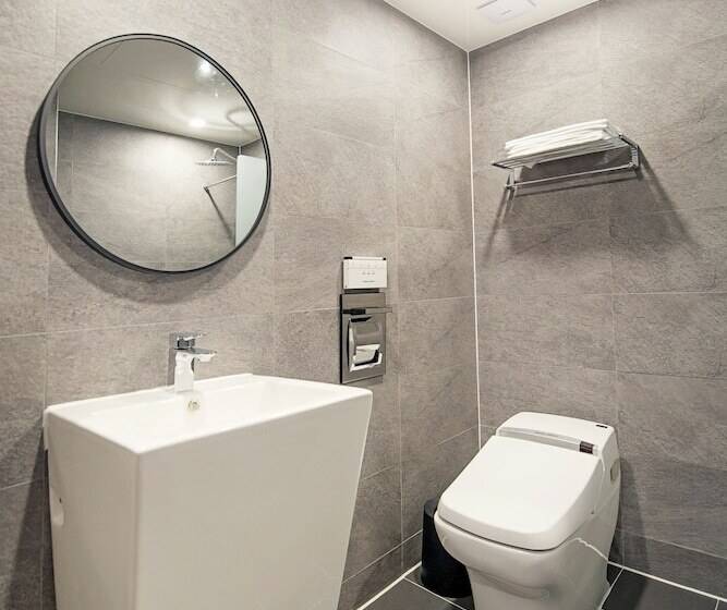 Doo Hotel & Guesthouse   Hostel