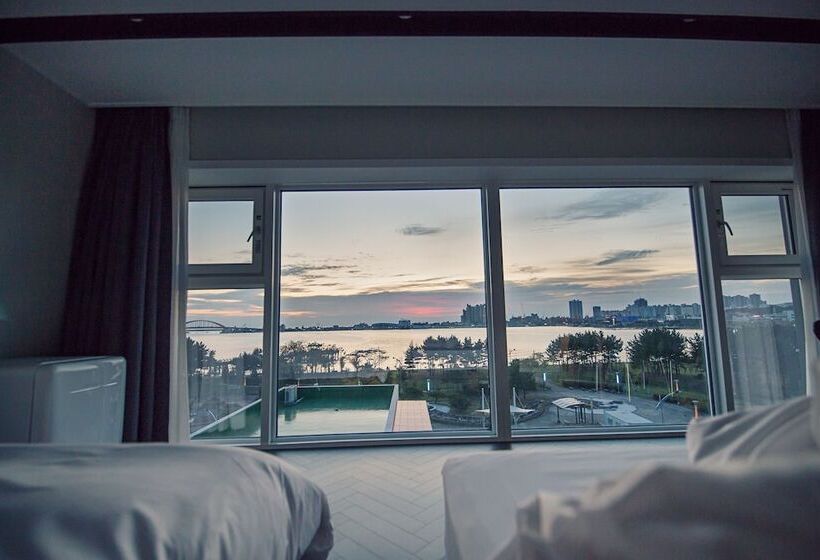 Doo Hotel & Guesthouse   Hostel