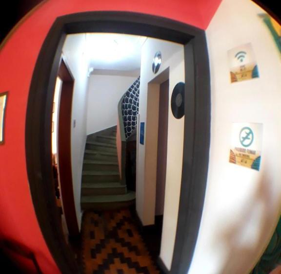 Retkeilymaja Chalice Aina Pousada