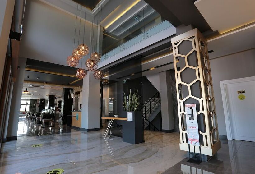 酒店 çalcalar
