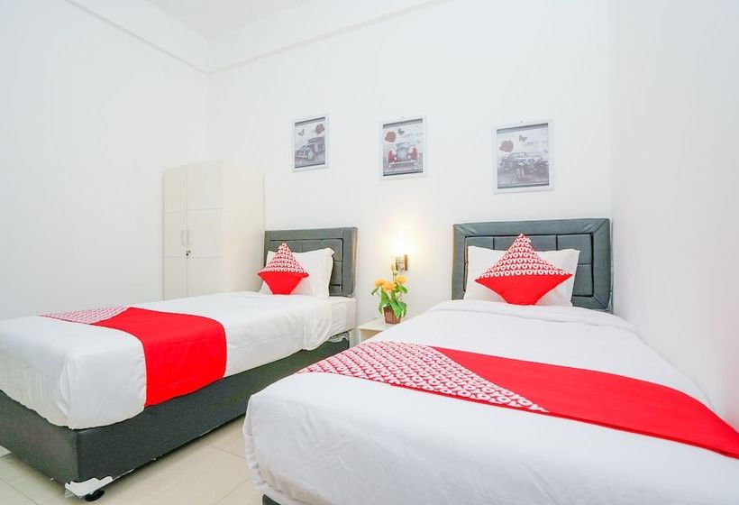 ホテル Central City Family Residence By Oyo Rooms