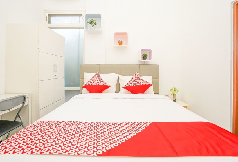 ホテル Central City Family Residence By Oyo Rooms