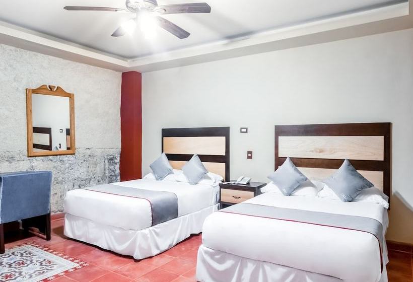 ホテル Zapata  Y Plaza