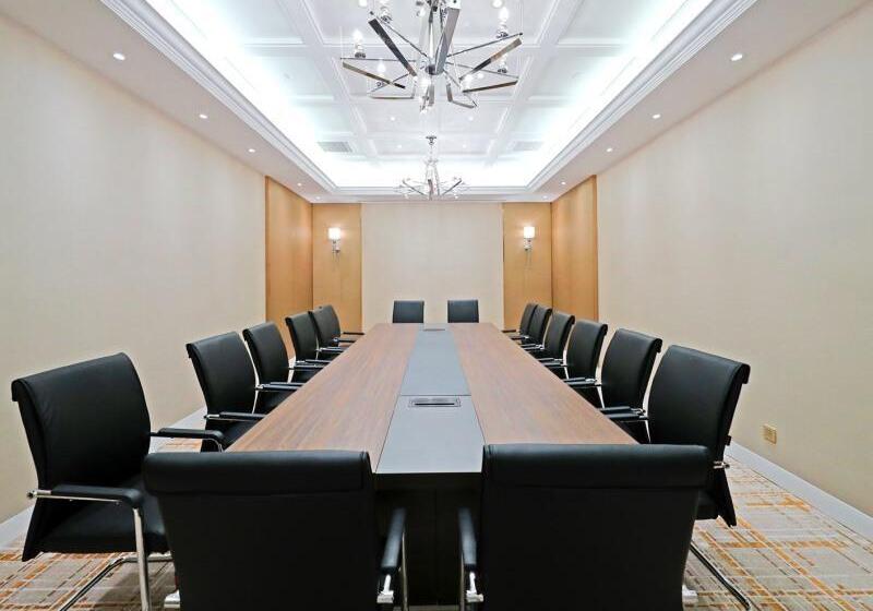 Greentree Eastern Hotel Binhai Obrao Liya City Square