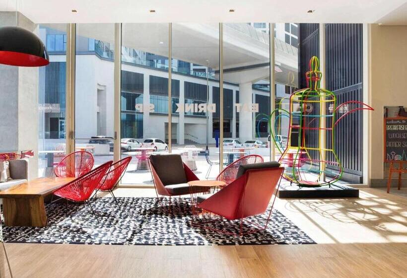 هتل Ibis Styles Dubai Airport