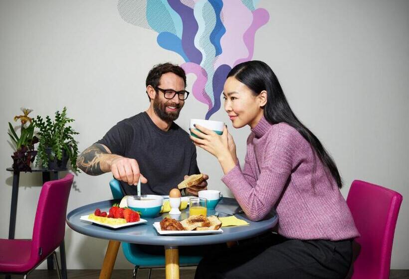 هتل Ibis Styles Dubai Airport