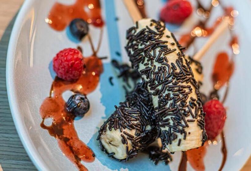 هتل Ibis Styles Dubai Airport