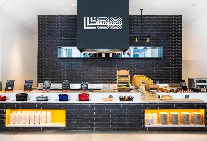 هتل Ibis Styles Dubai Airport