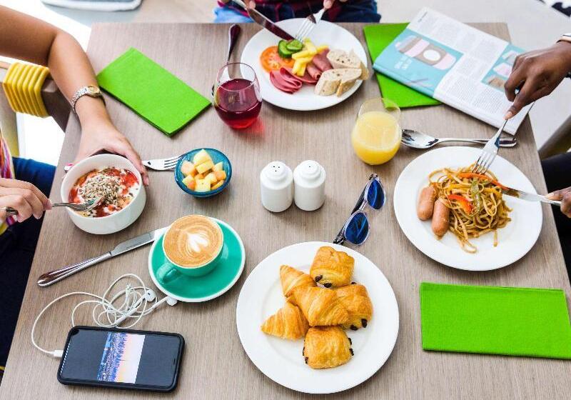 هتل Ibis Styles Dubai Airport