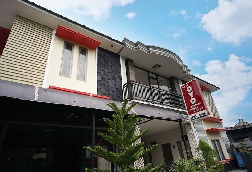 فندق Jasmine Guest House Balikpapan By Oyo Rooms