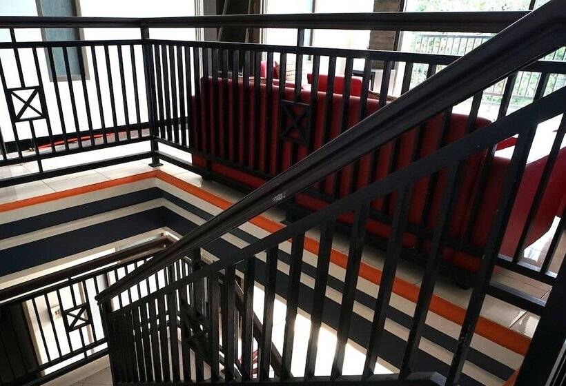 فندق Jasmine Guest House Balikpapan By Oyo Rooms