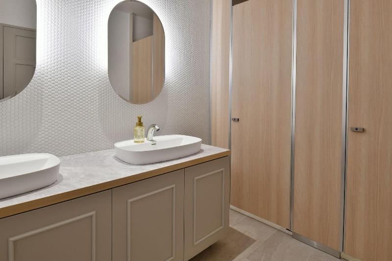 Отель Lequ Okinawa Chatan Spa & Resort